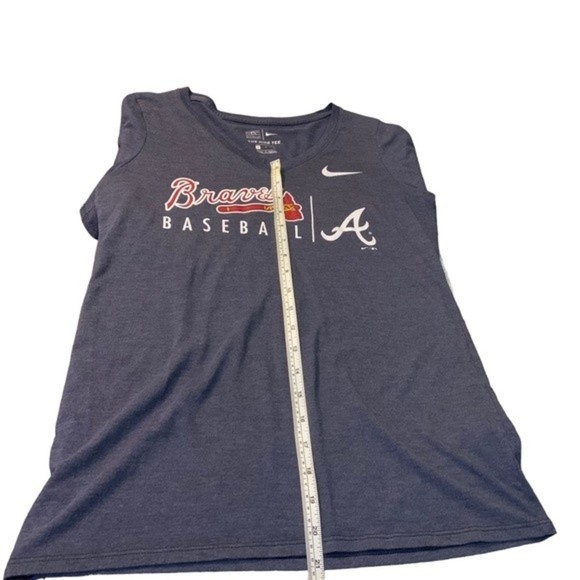 Nike Braves Baseball V-Neck T-Shirt. Size Small - Picture 4 of 5